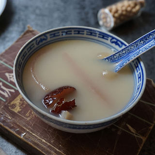 黄豆猪皮汤