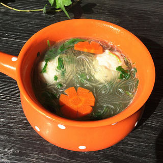 荠菜鱼丸粉丝汤