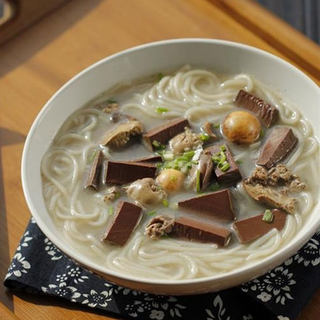 鸭血粉丝汤