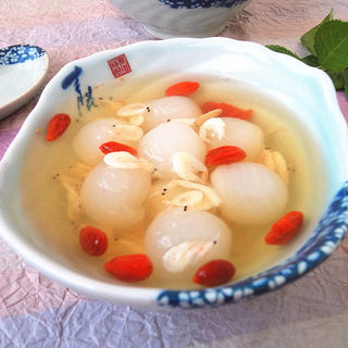 白萝卜虾皮汤