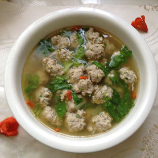 小白菜猪肉丸汤