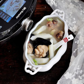 山药鸡腿汤
