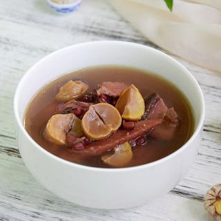 栗子香菇红豆鸡汤