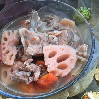 莲藕排骨汤
