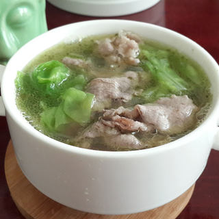 羊肉片小白菜汤