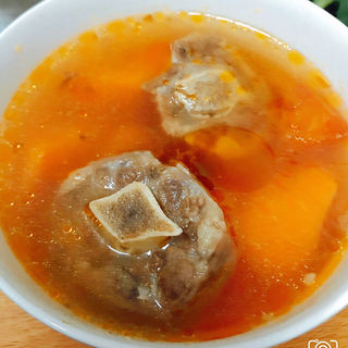 番茄牛尾汤