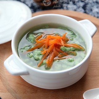 菠菜鱼蓉羹
