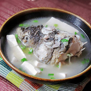鱼头豆腐汤