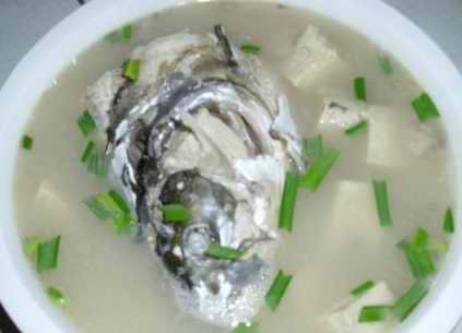 鱼头豆腐汤