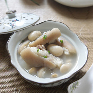 雪豆蹄花汤