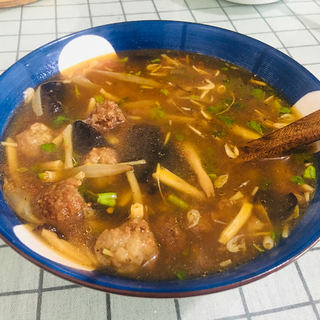 酸辣肉丸汤