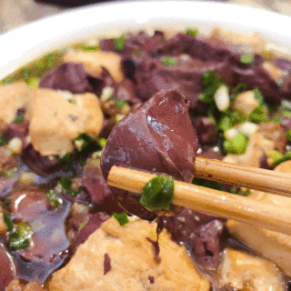 猪血豆腐汤