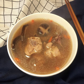 茶树菇老鸭汤