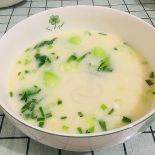 奶白鲫鱼汤