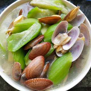 油蛤丝瓜汤