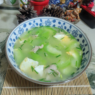 鸡蛋瘦肉丝瓜汤