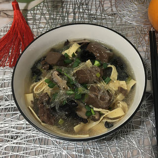 鸭血粉丝汤