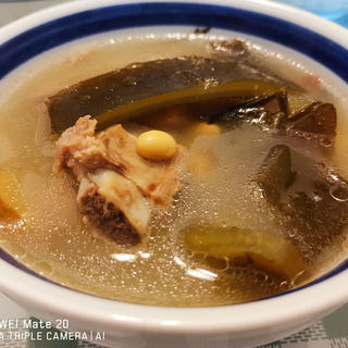 海带排骨汤