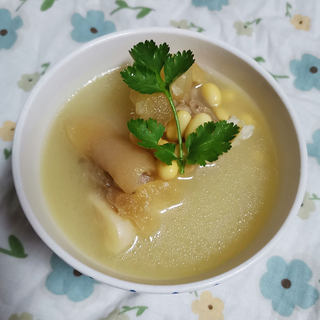 黄豆猪脚汤