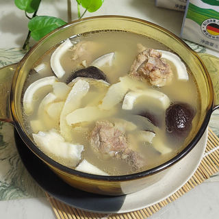 海底椰排骨汤