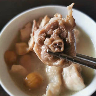 板栗鸡汤