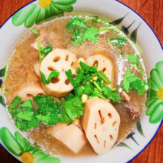 莲藕排骨汤