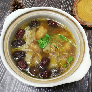 香菇竹荪炖鸡汤