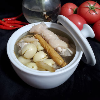 人参莲子炖鸡汤