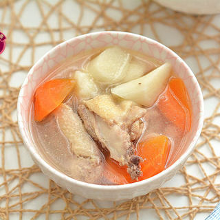 胡萝卜山药鸡汤