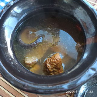 瓦罐煨鸡汤