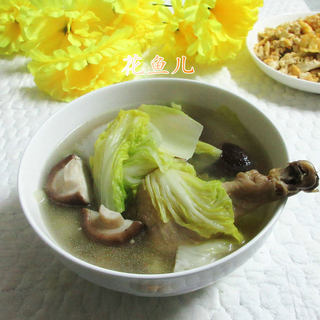 香菇娃娃菜鸡腿汤