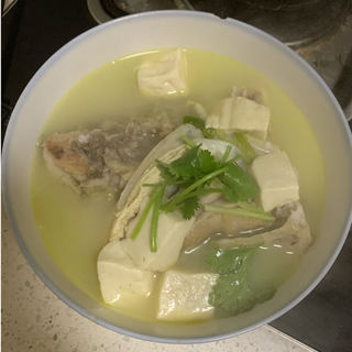 鱼头豆腐汤