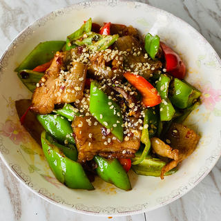 火麻仁彩椒回锅肉