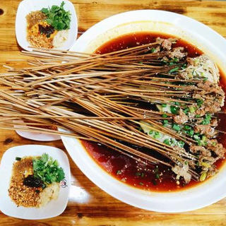 成都外围有名的小吃麻辣串串香【麻辣烫】