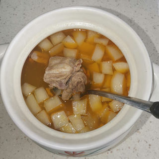 酸萝卜老鸭汤