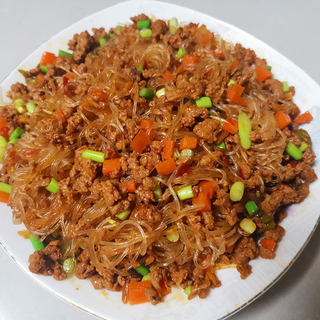 蚂蚁上树（肉末粉丝）