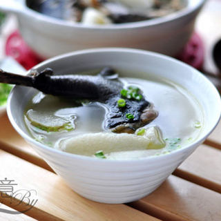 乌鸡山药汤