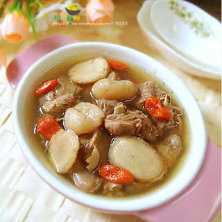 新开河参炖鸽子