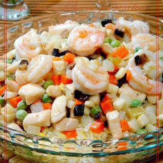 一款经典厦门炒饭“虾球鸡粒炒饭”