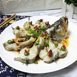 【江苏】年年有鱼~清蒸鲈鱼