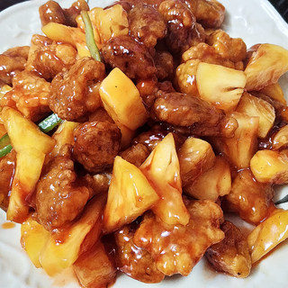 菠萝咕噜肉