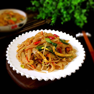 炒河粉