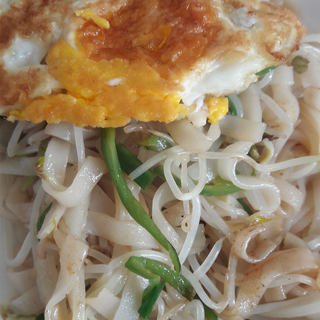 素炒河粉
