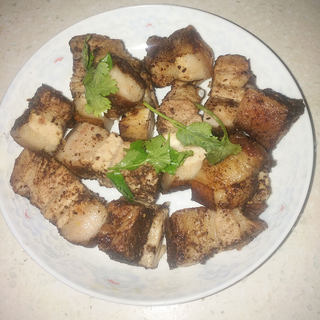 广式脆皮烧肉