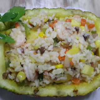 菠萝炒饭
