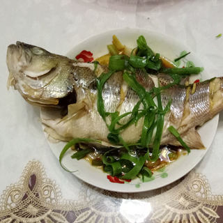 清蒸鲈鱼