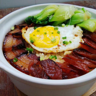 腊味煲仔饭