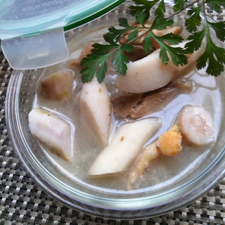 柠檬山药小排汤