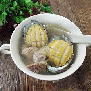 鲍鱼炖鱼胶