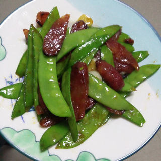 腊肠炒荷兰豆